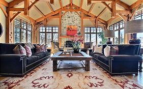 Oakwood Park Lodge Photos